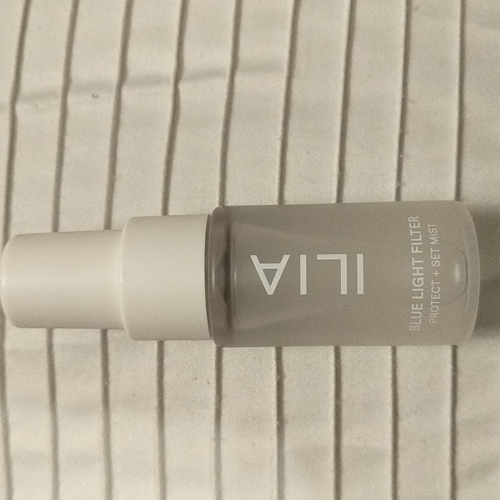 NWT ILIA Blue Light Filter